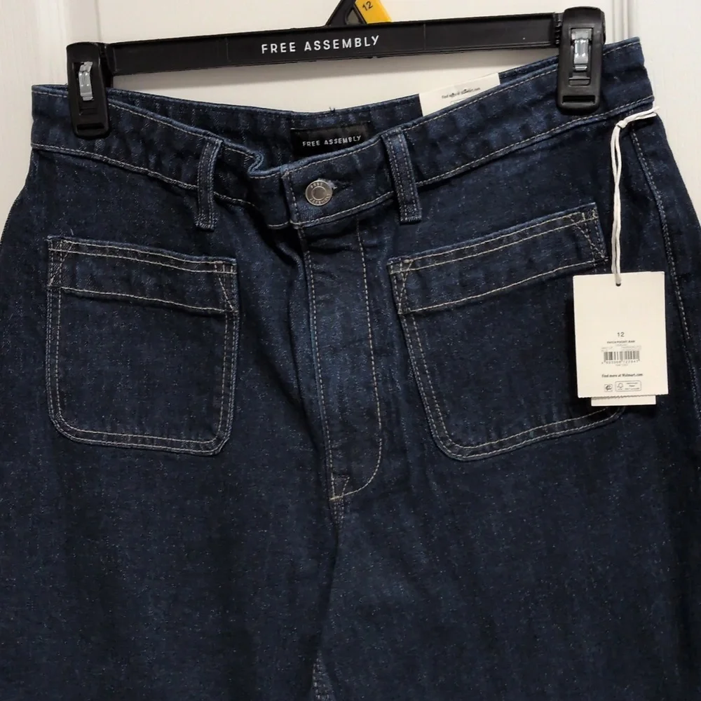 Women's Wide Leg Patch Pockets Dark Blue Jeans - Picture 5 of 6